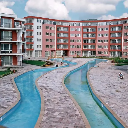 Privilege Apartment *